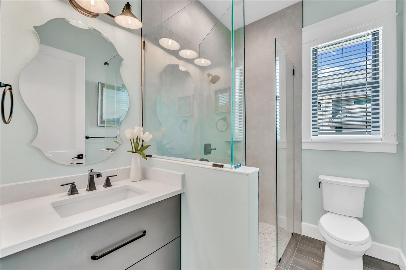 LIDO BEACH DIV B - Residential