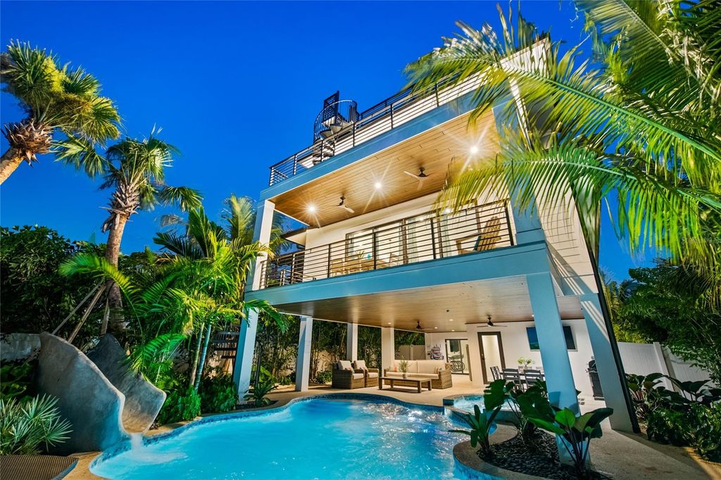 Photo of 209 Garfield Drive, Sarasota, FL 34236 (MLS # A4688244)