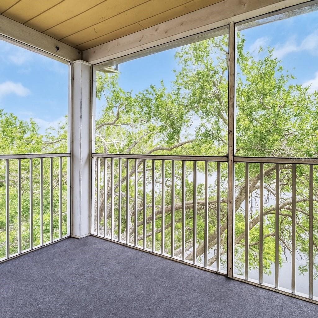 THE LANDINGS OF TAMPA A CONDOM - Residential Lease