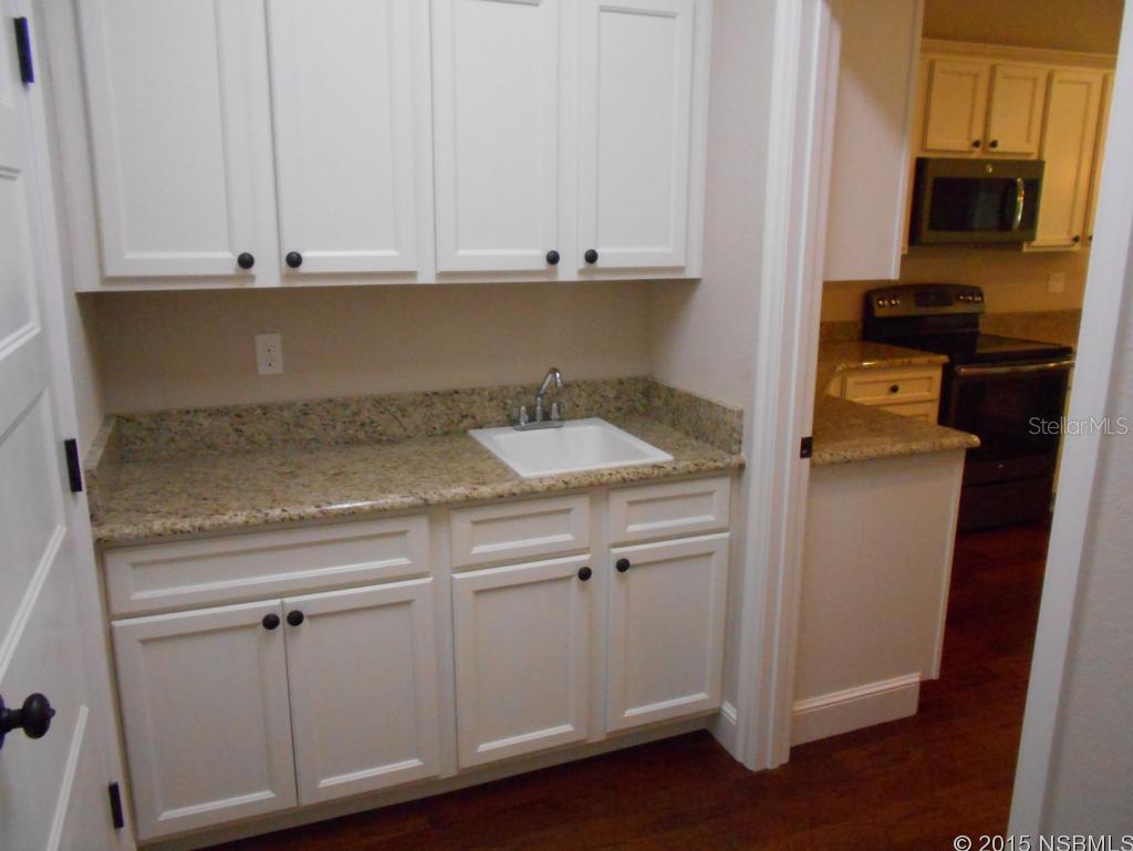 Mangroves/Inlet Shores - Residential