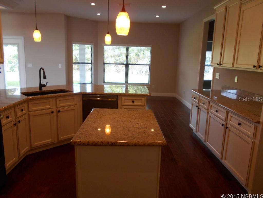 Mangroves/Inlet Shores - Residential