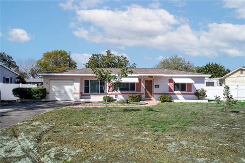 Photo of 4545 25th Avenue N, St Petersburg, FL 33713 (MLS # TB8485623)