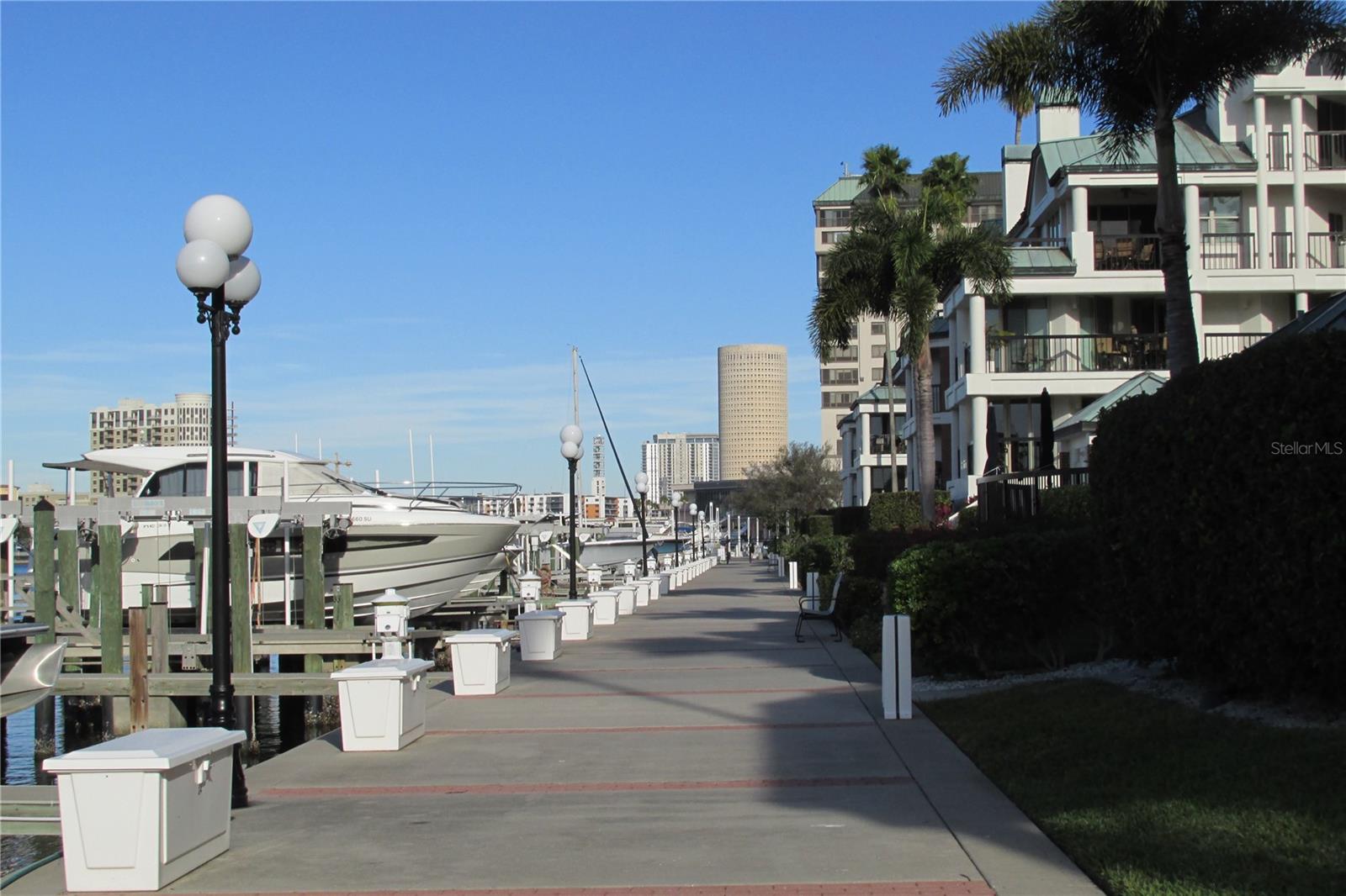 HARBOR ISLAND MARINA PH 1 - Residential