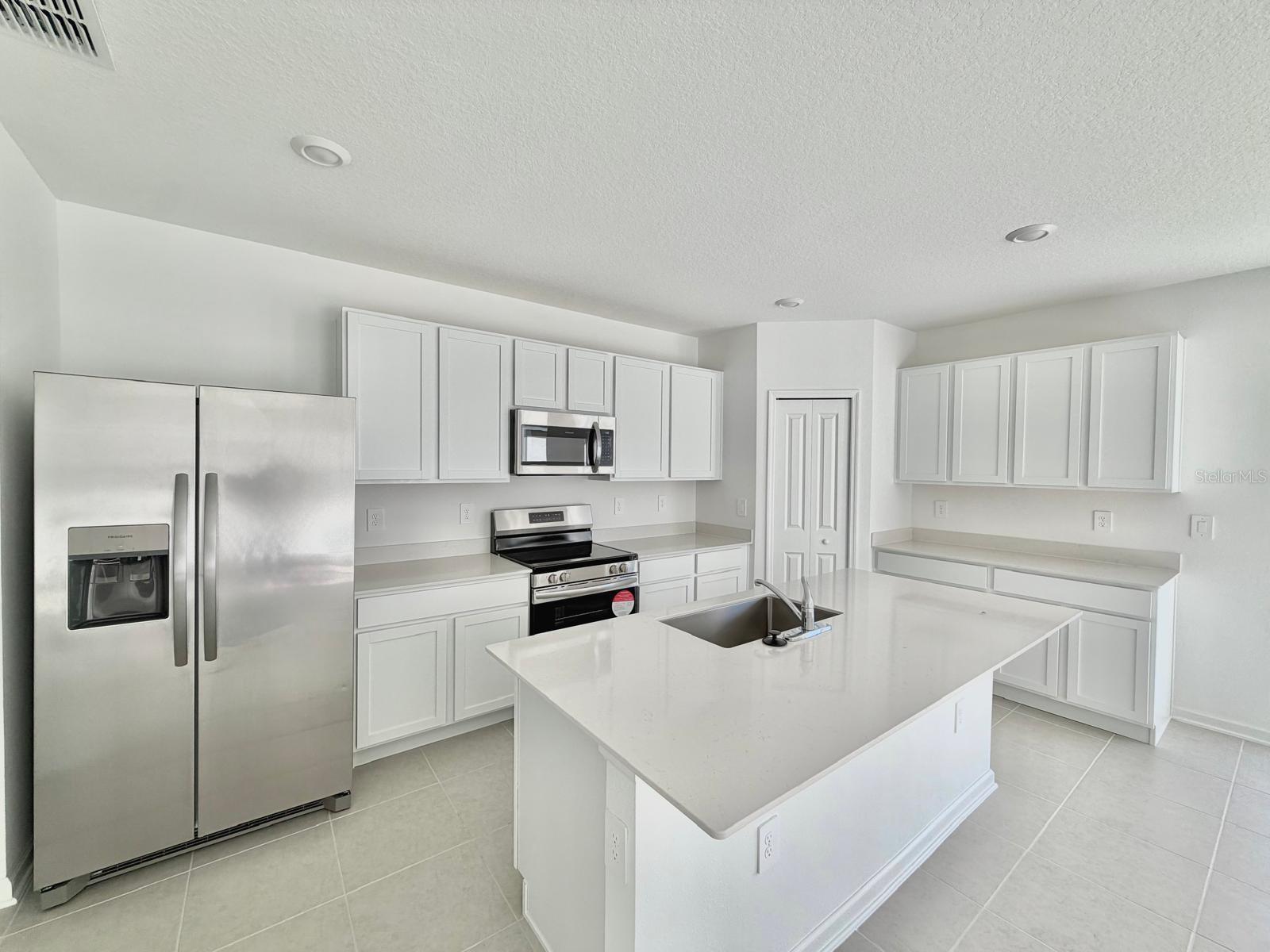 PEACE CRK RESERVE - Residential Lease