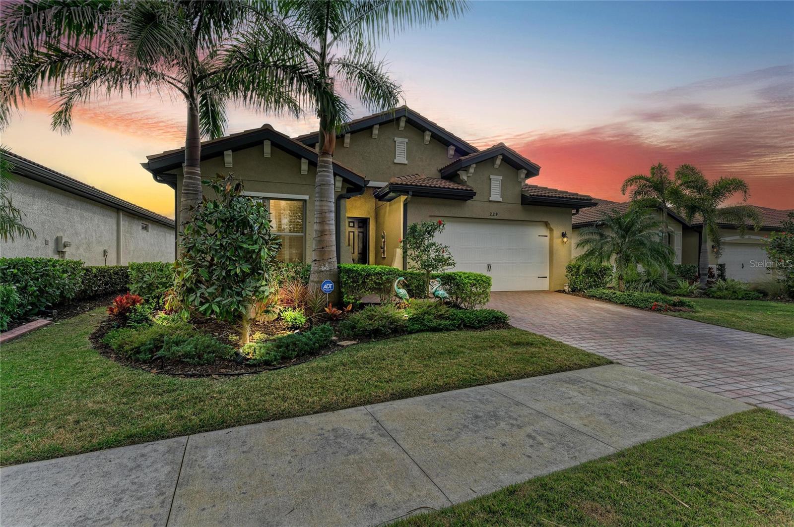 TOSCANA ISLES - Residential