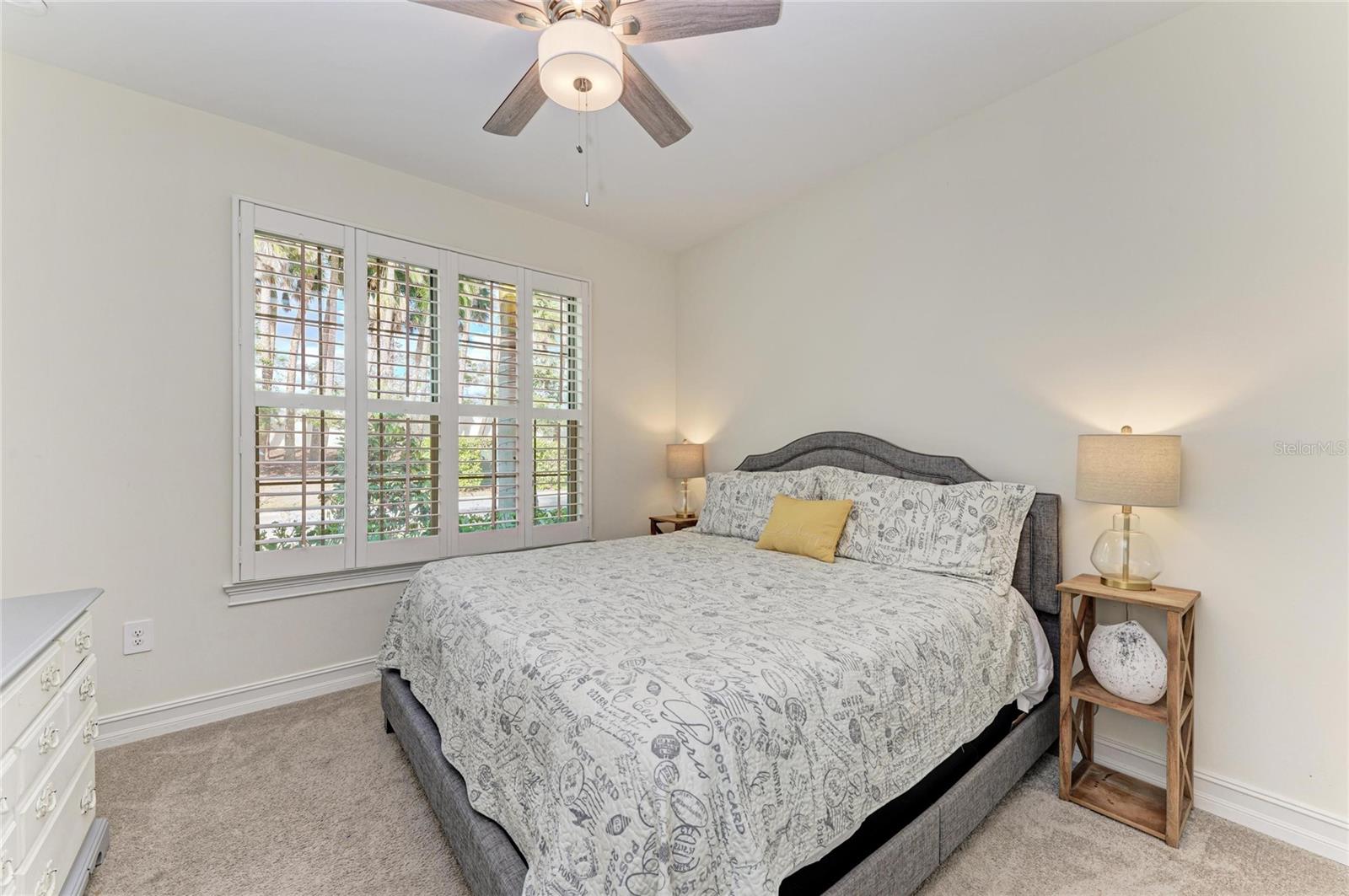 TOSCANA ISLES - Residential