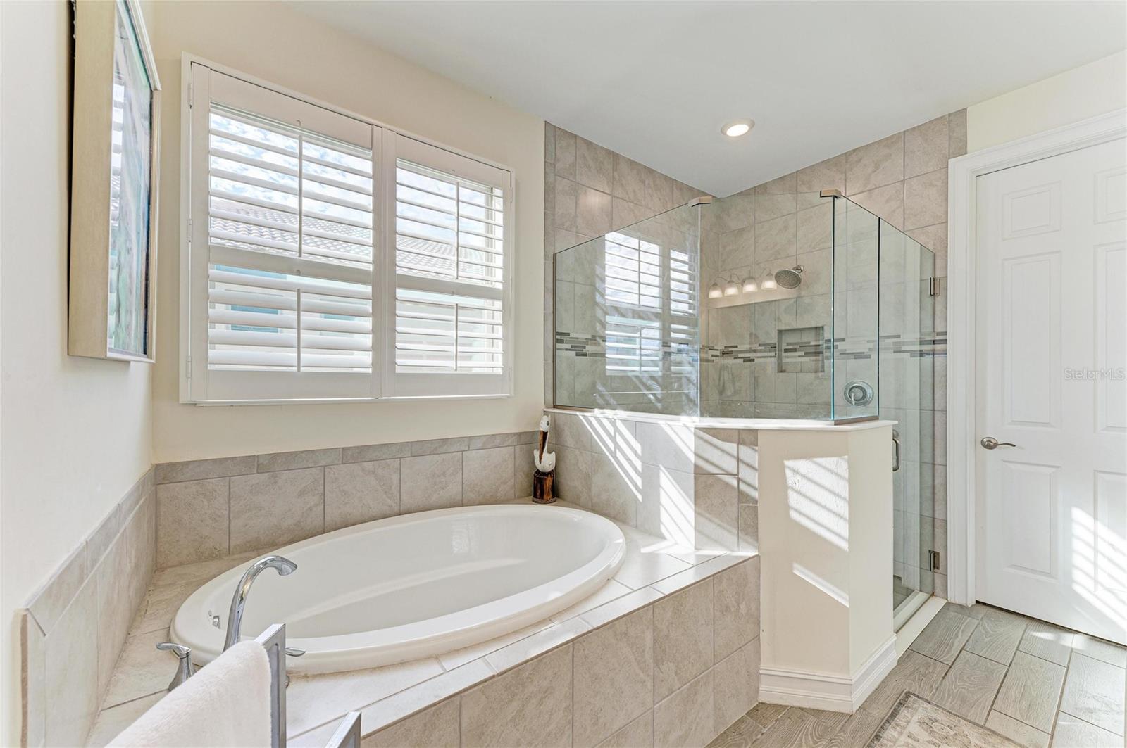 TOSCANA ISLES - Residential