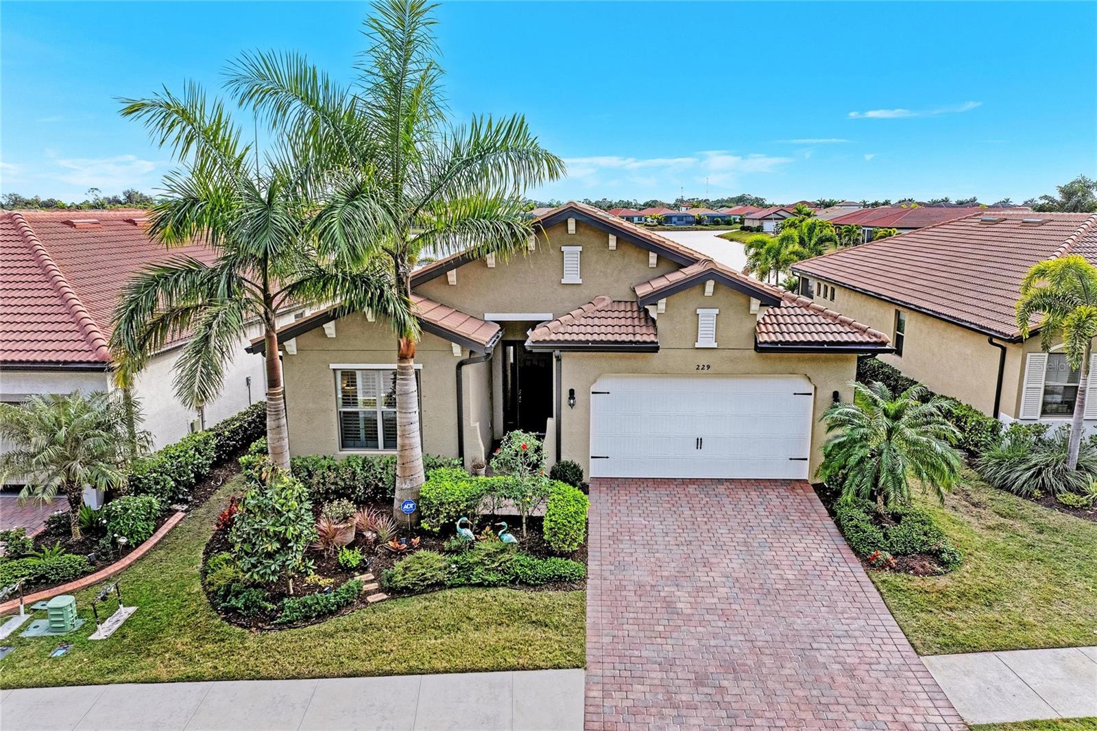 TOSCANA ISLES - Residential