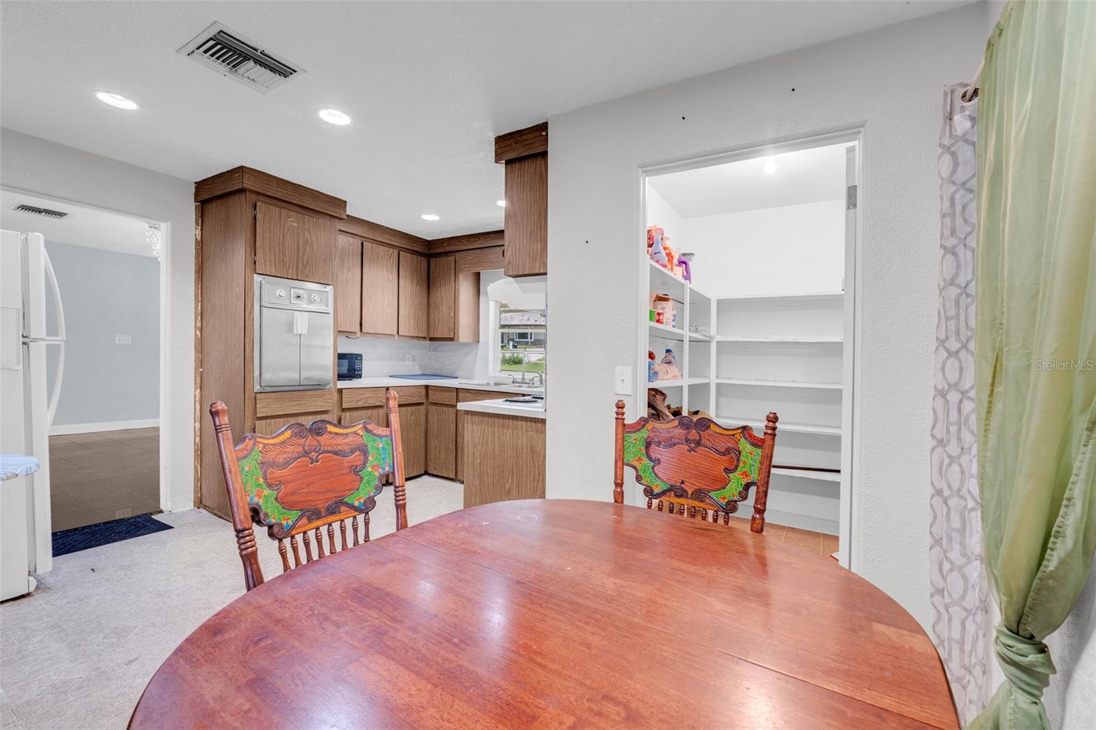 PEARL LAKE HEIGHTS BLK 6 - Residential