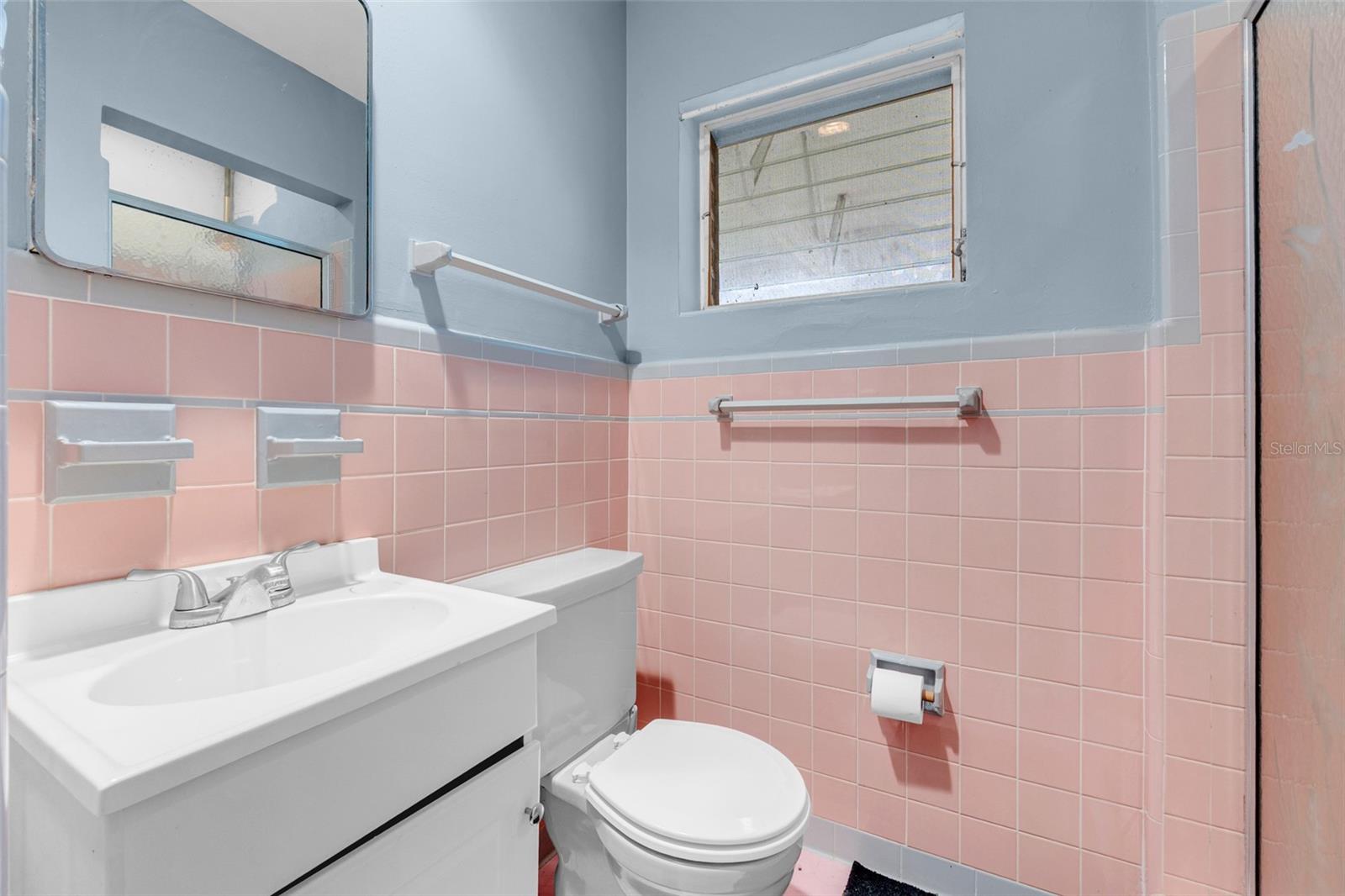 PEARL LAKE HEIGHTS BLK 6 - Residential