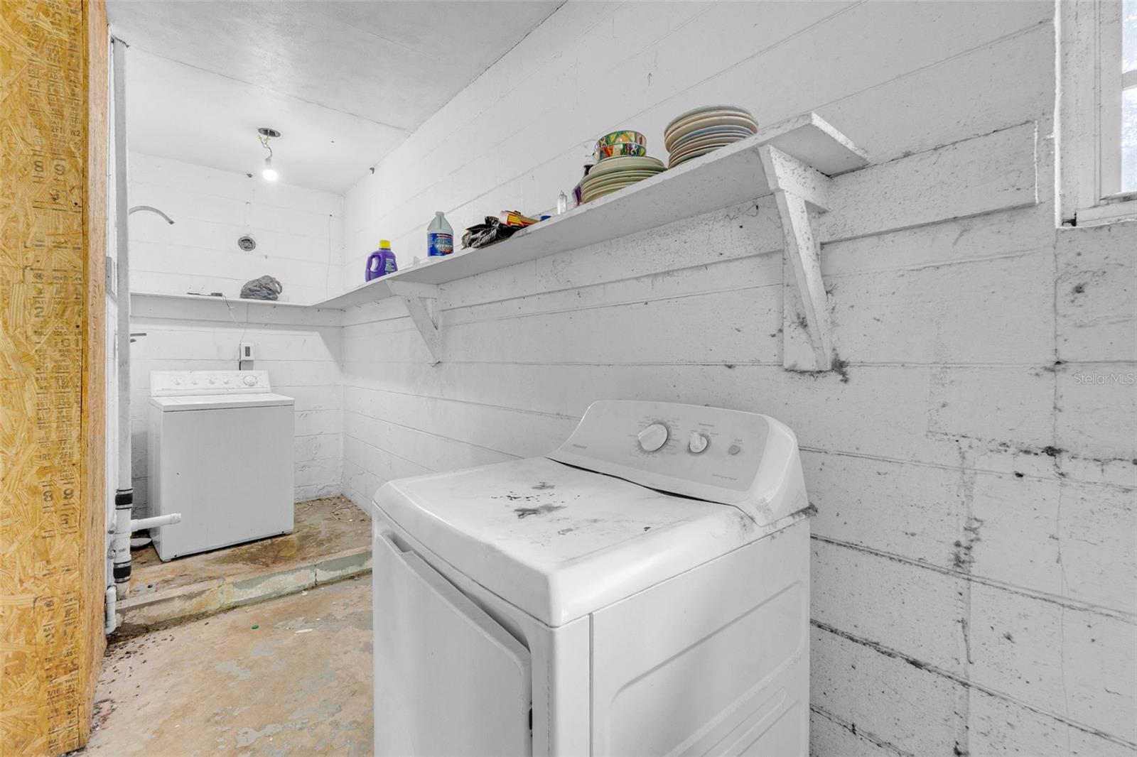 PEARL LAKE HEIGHTS BLK 6 - Residential