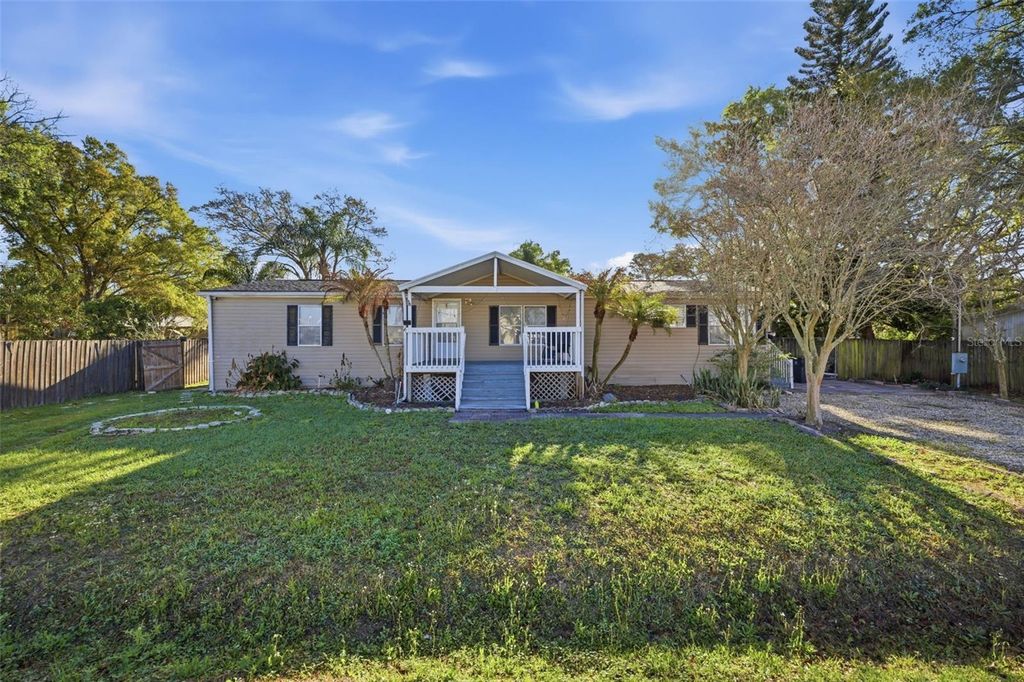 Photo of 12513 Waltham Avenue, Tampa, FL 33624 (MLS # A4687566)