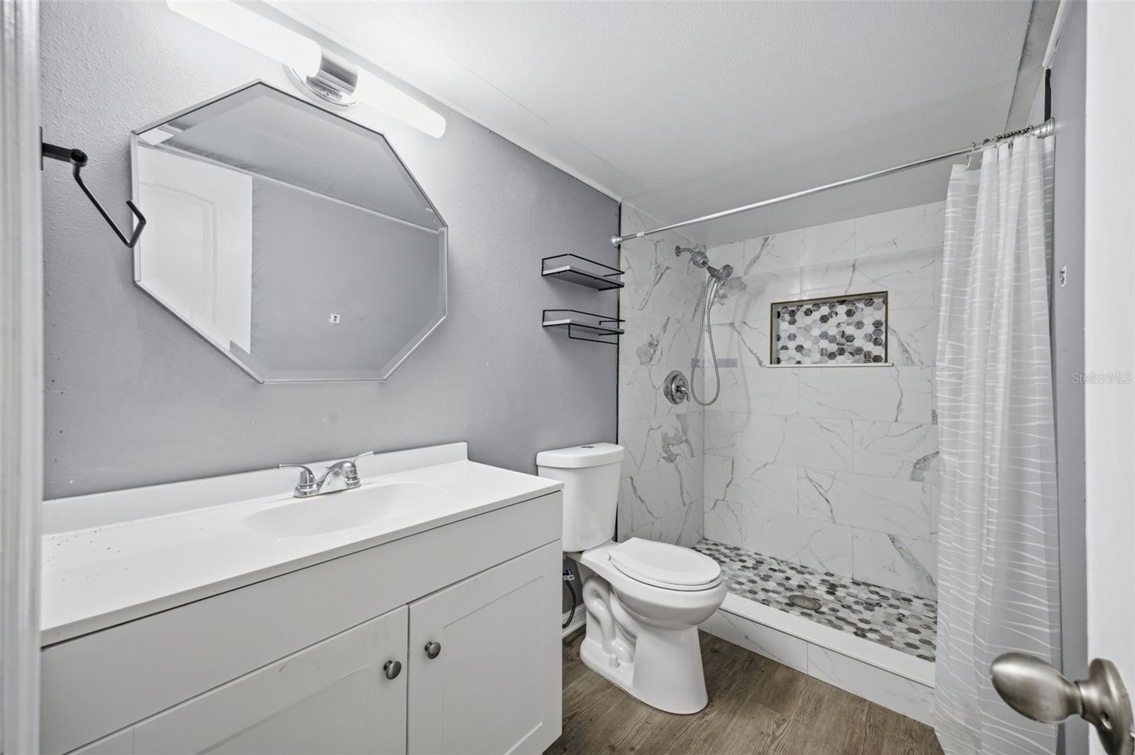 NORTH END TERRACE - Residential