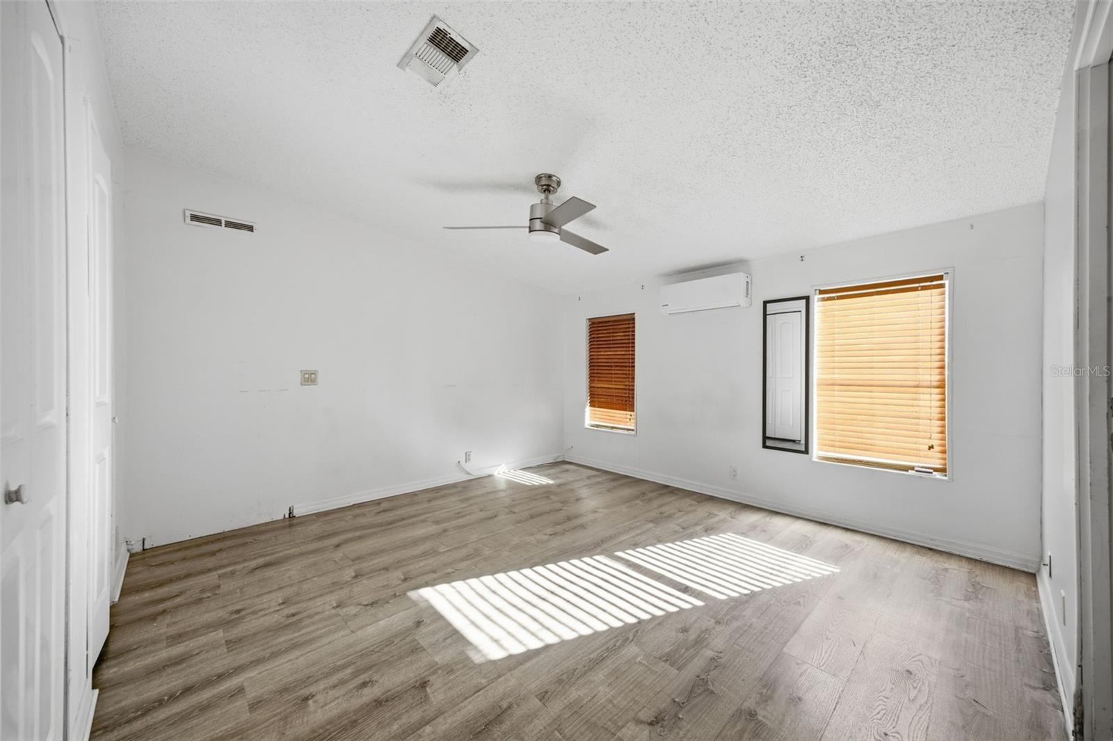 NORTH END TERRACE - Residential