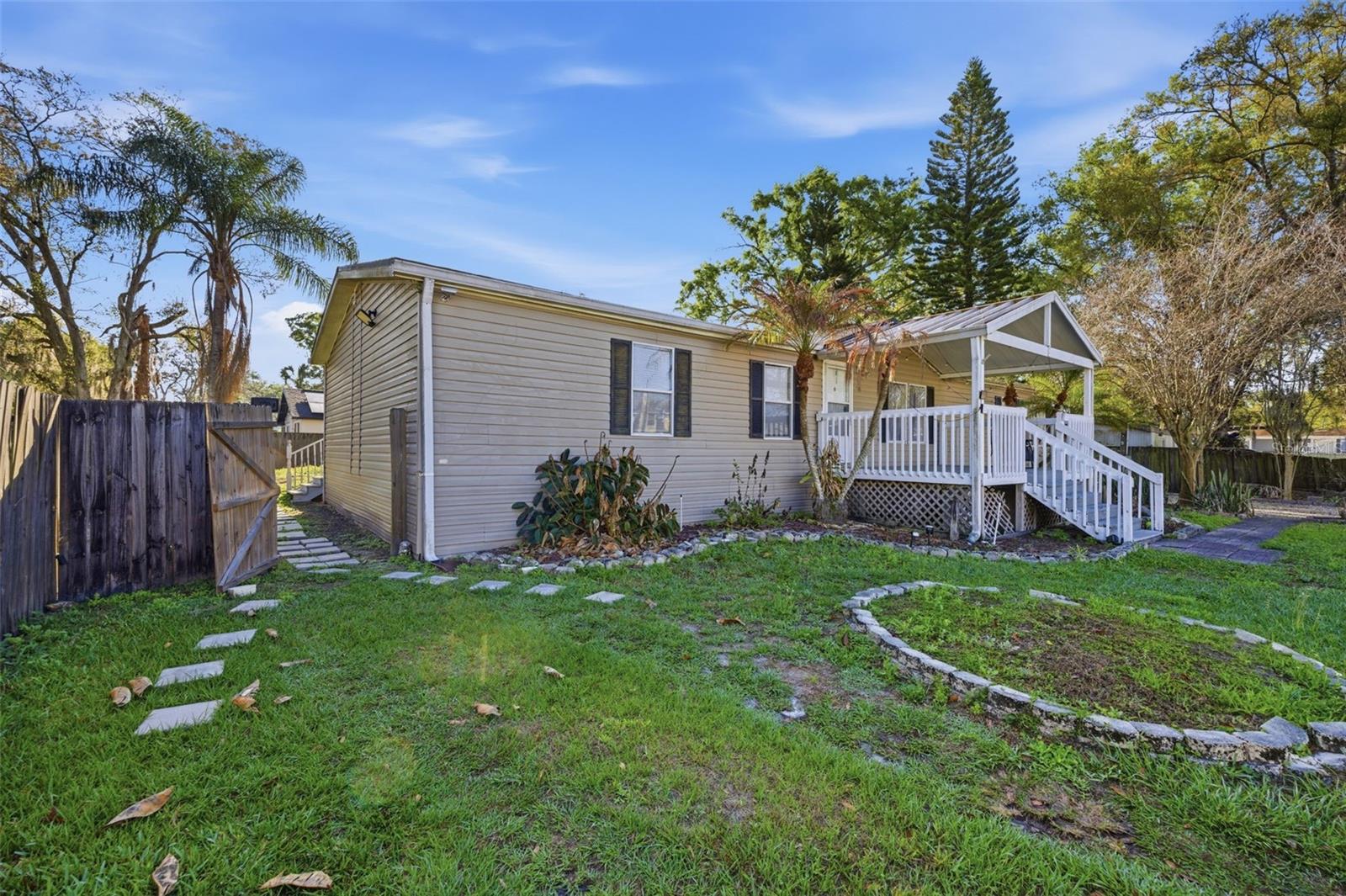 NORTH END TERRACE - Residential
