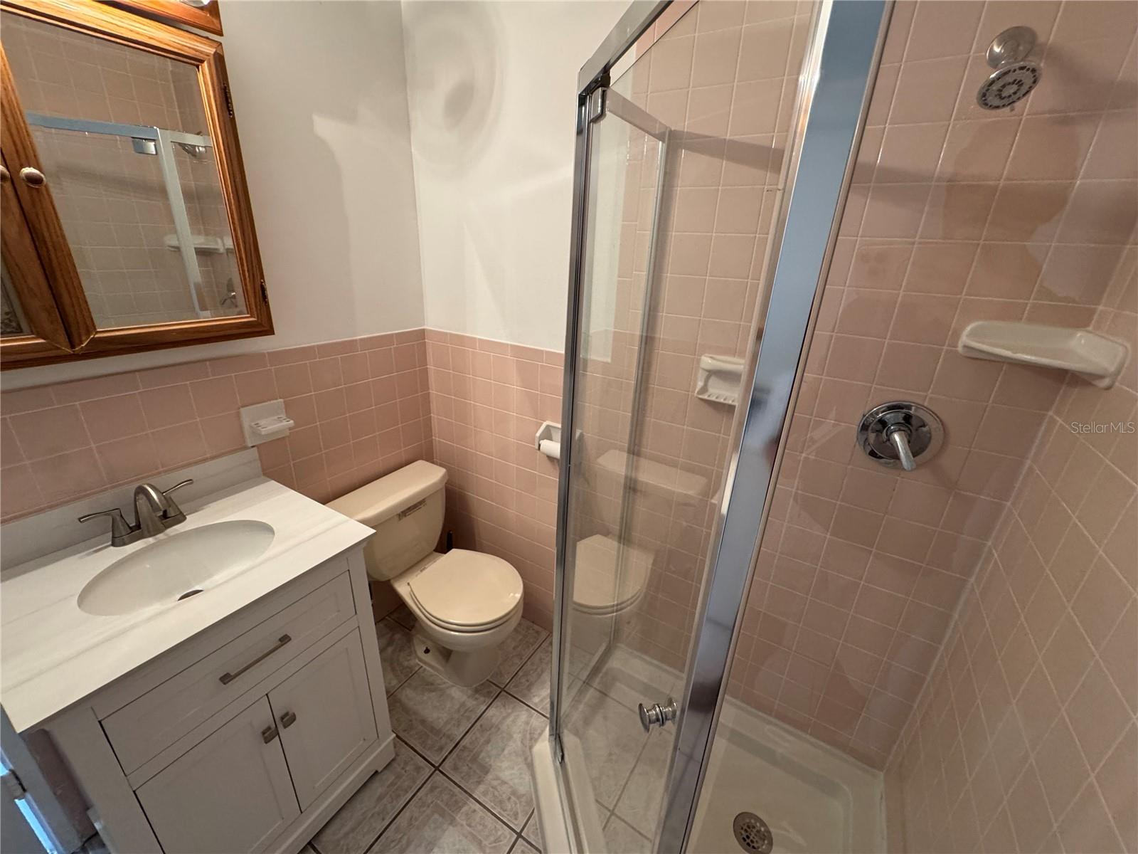 PINE CREST MANOR UNIT 1 - Residential