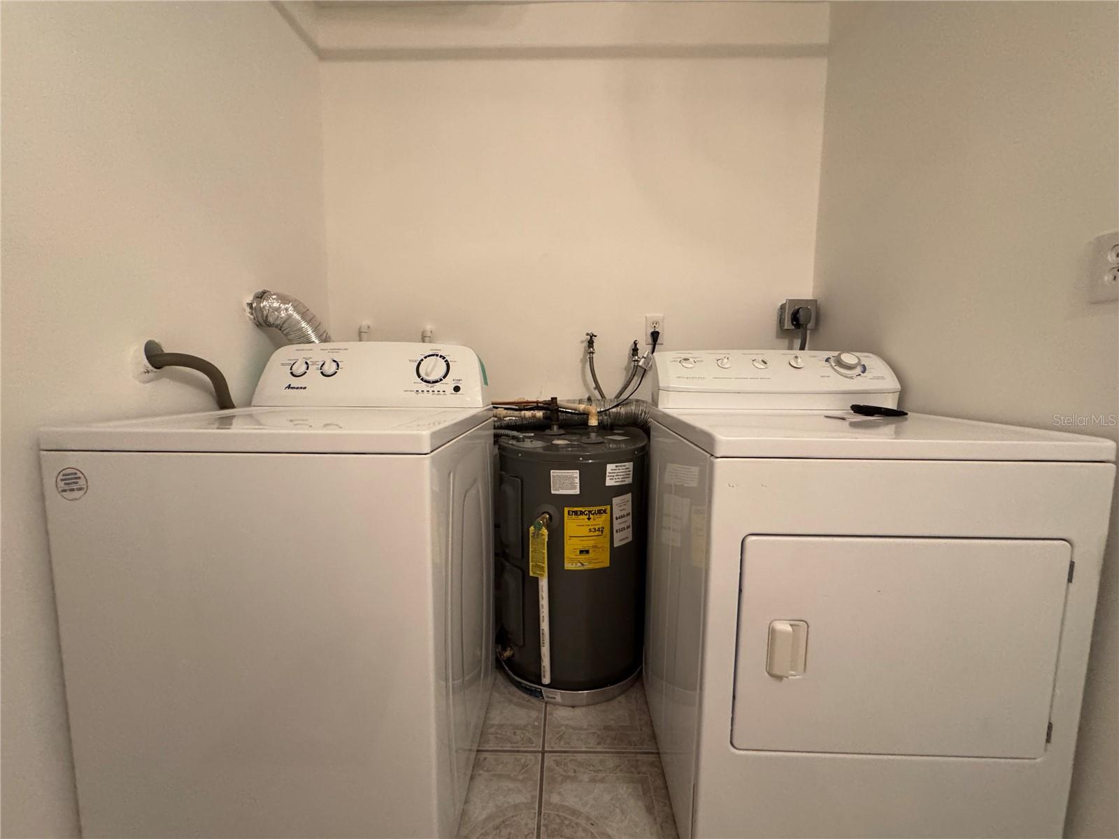 PINE CREST MANOR UNIT 1 - Residential