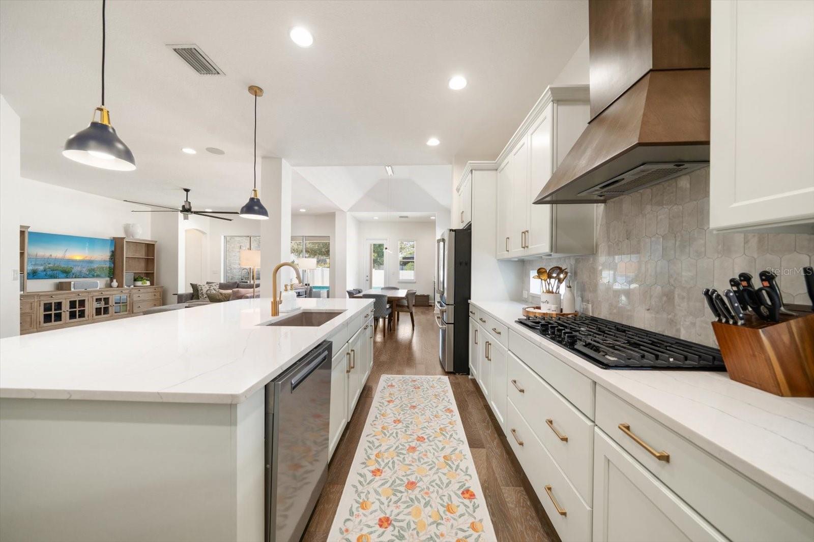 1454 ABERDEEN OAKS DRIVE