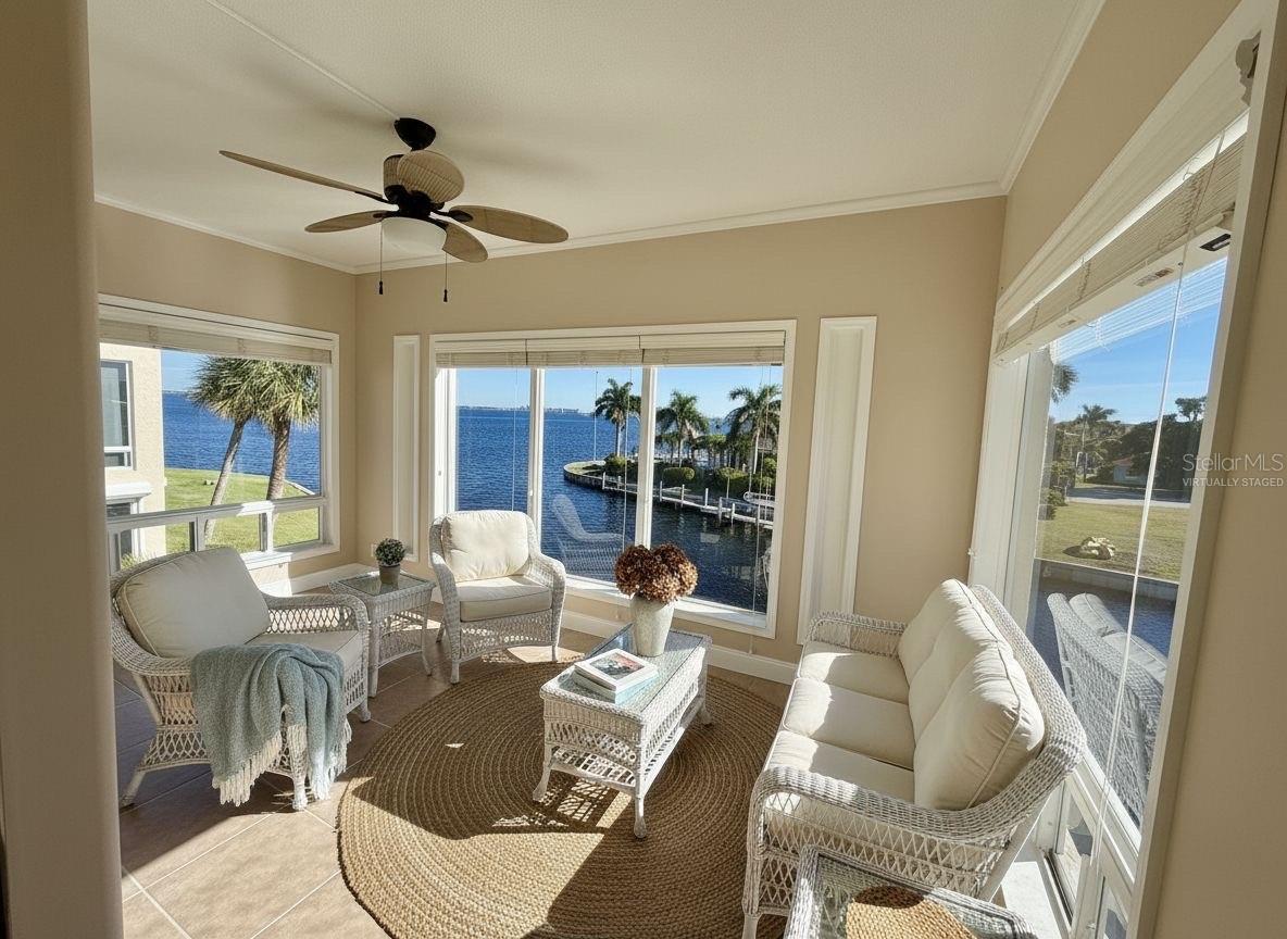 COLONY POINT - Residential