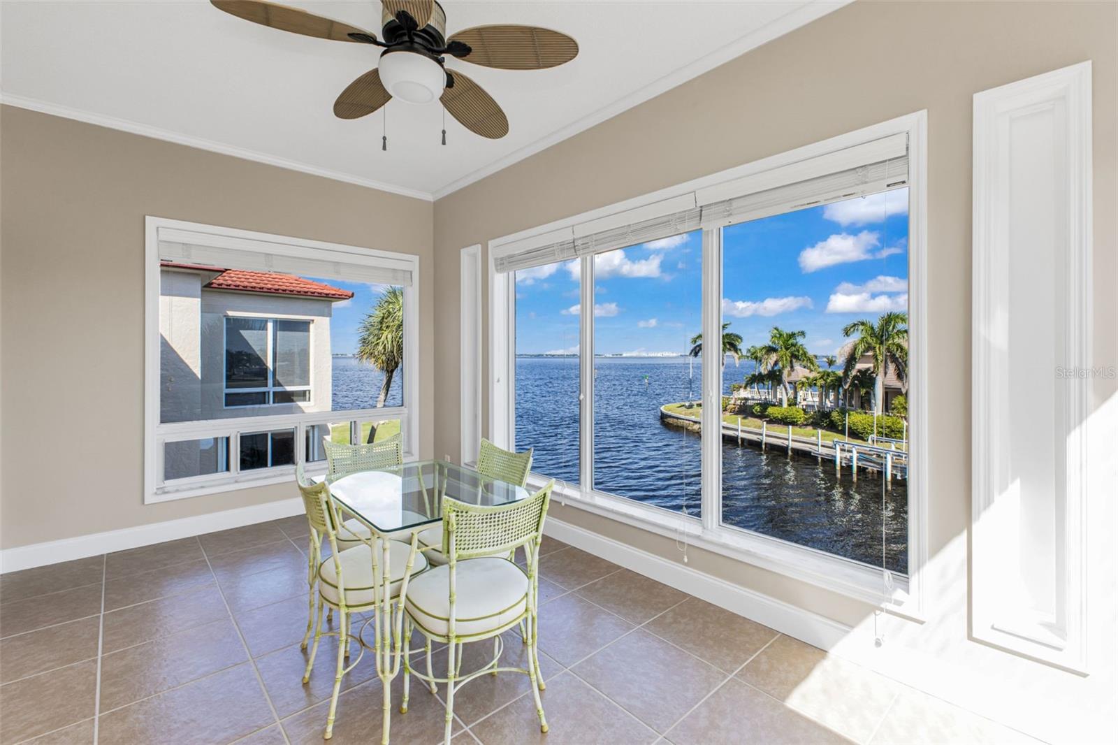 COLONY POINT - Residential