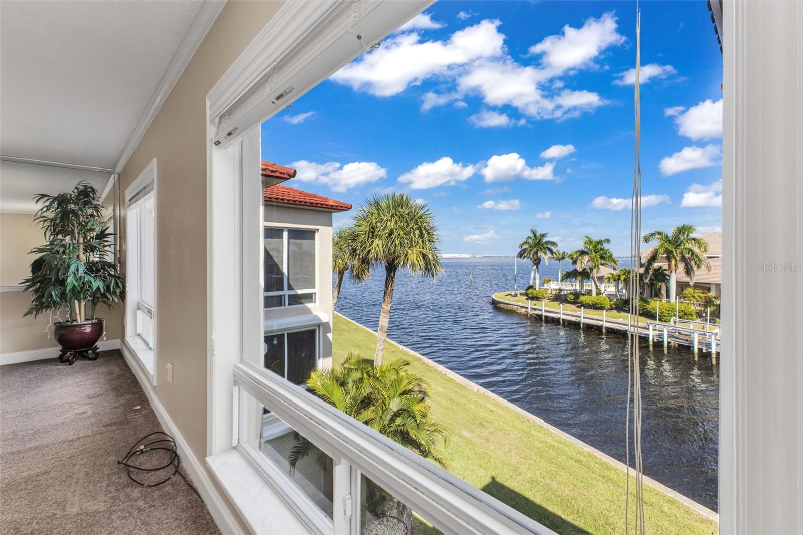 COLONY POINT - Residential