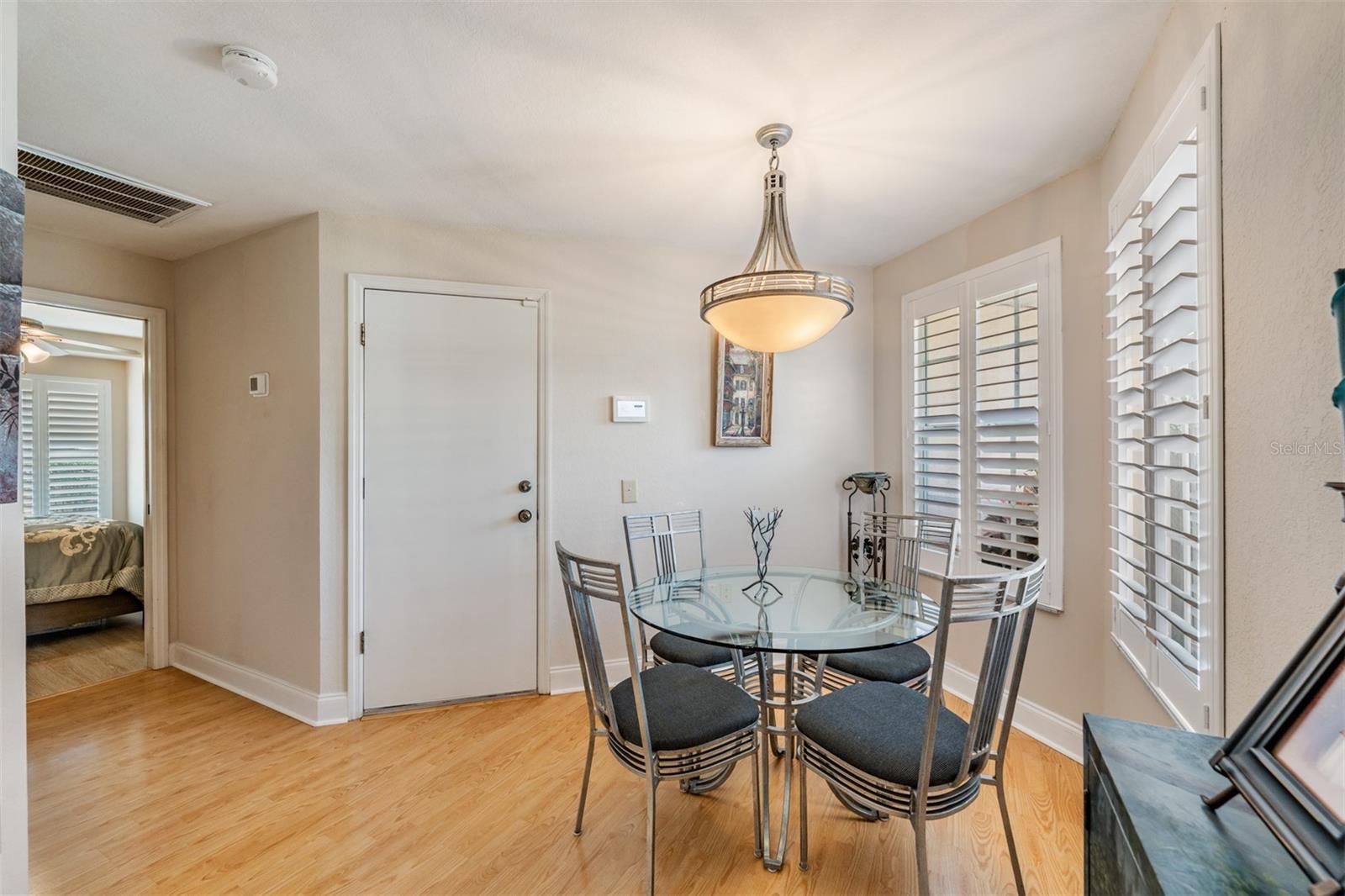 WALDEN LAKE/LAUREL LAKE - Residential