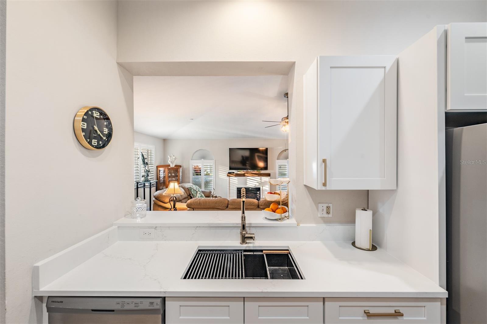 WALDEN LAKE/LAUREL LAKE - Residential