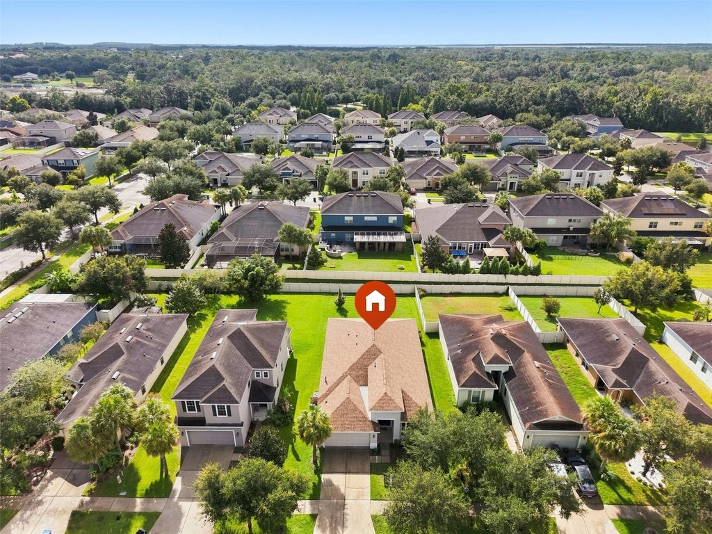 Photo of 11408 Coventry Grove Circle, Lithia, FL 33547 (MLS # TB8384901)