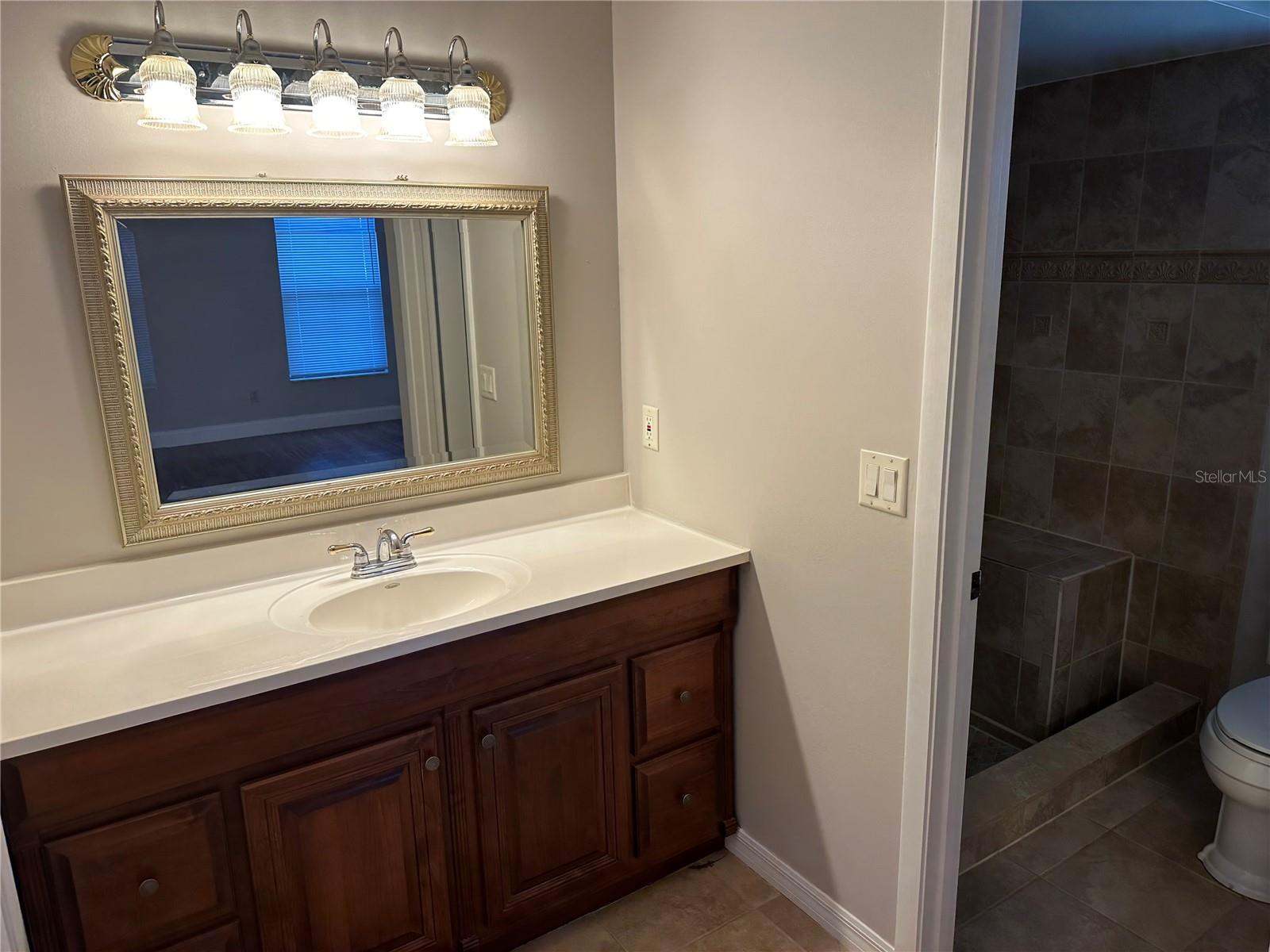 LAKE OF THE WOODS SEC 12 TWNHS - Residential Lease