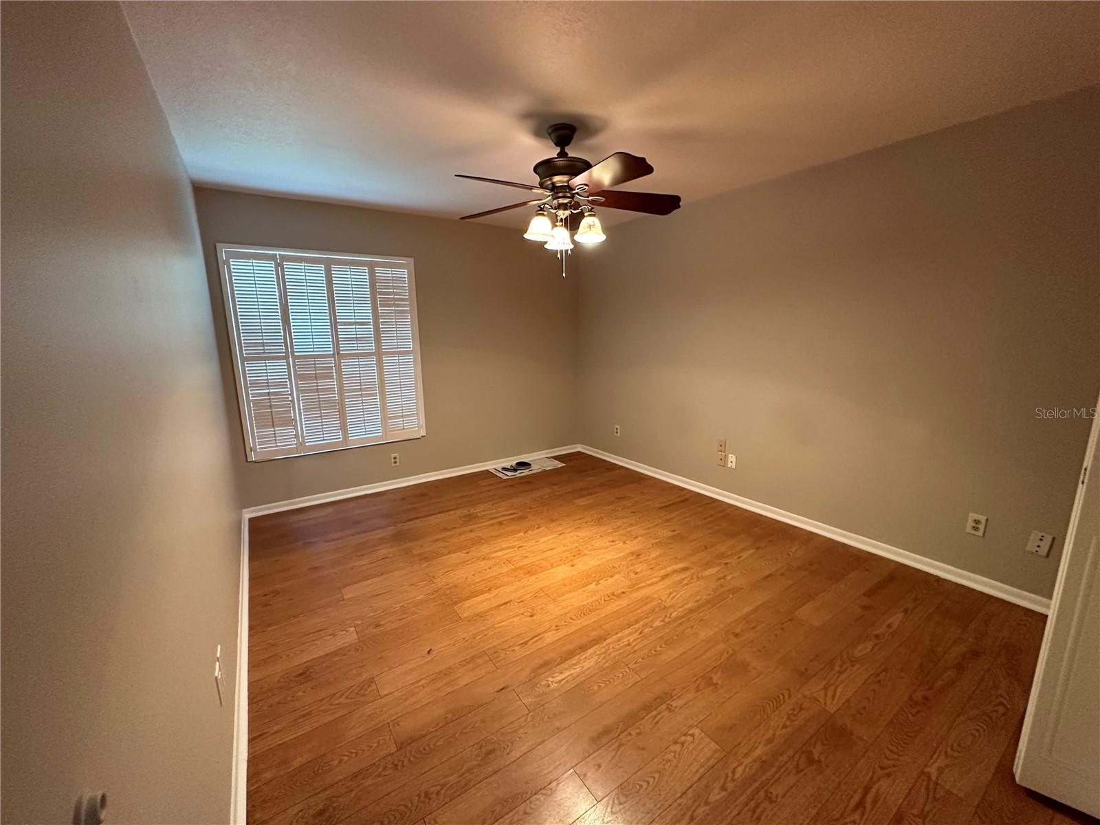 LAKE OF THE WOODS SEC 12 TWNHS - Residential Lease