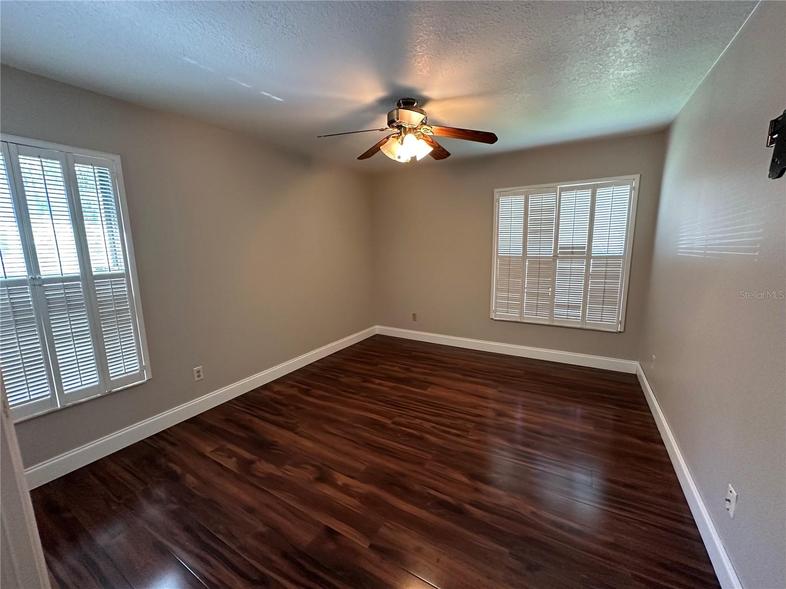 LAKE OF THE WOODS SEC 12 TWNHS - Residential Lease