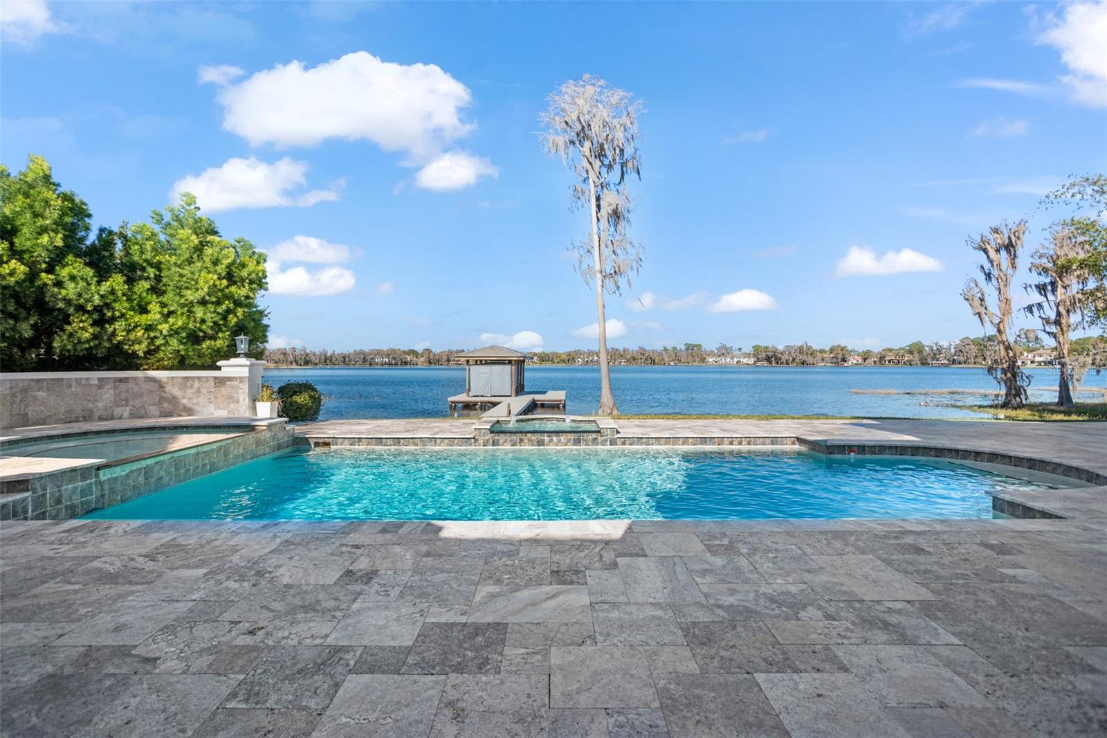 ISLEWORTH - Residential