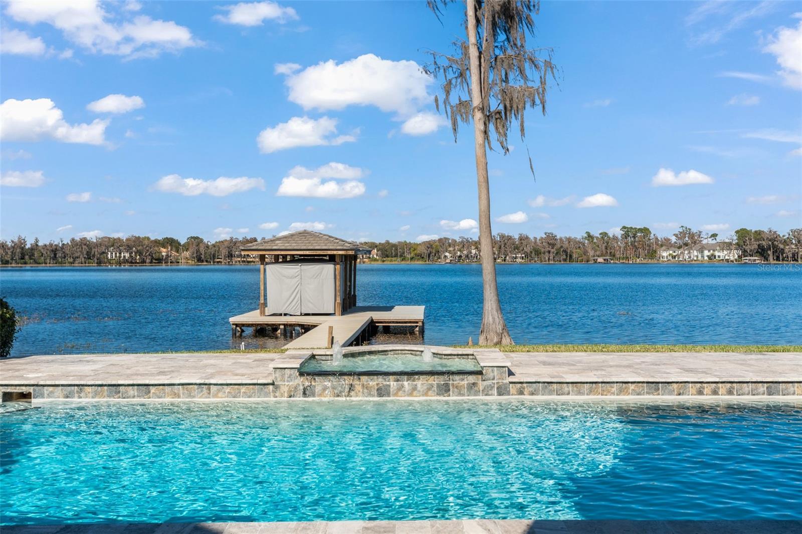 ISLEWORTH - Residential