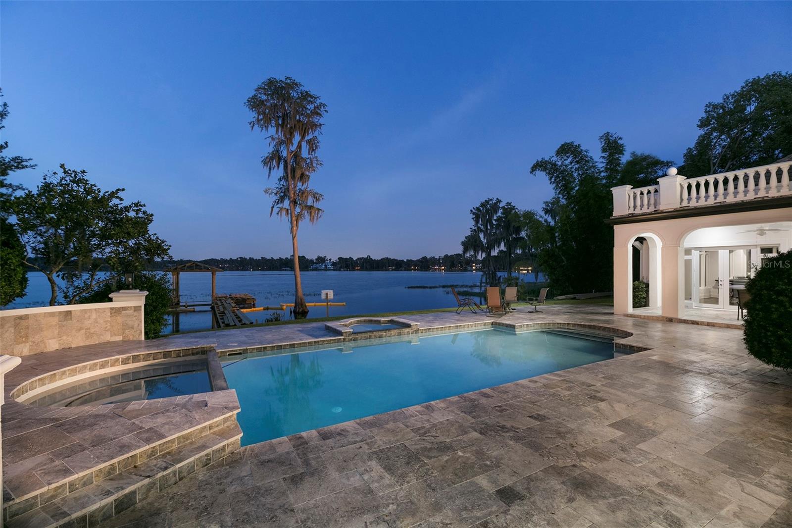 6462 DEACON CIR