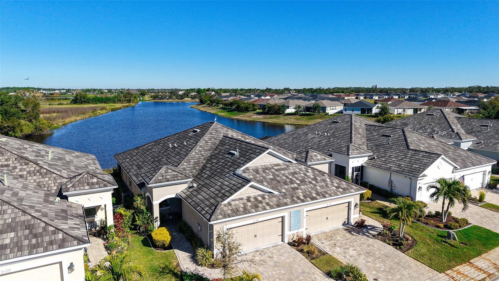 UNIVERSITY VILLAGE - Residential