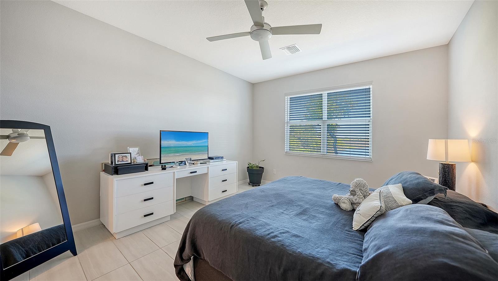 UNIVERSITY VILLAGE - Residential