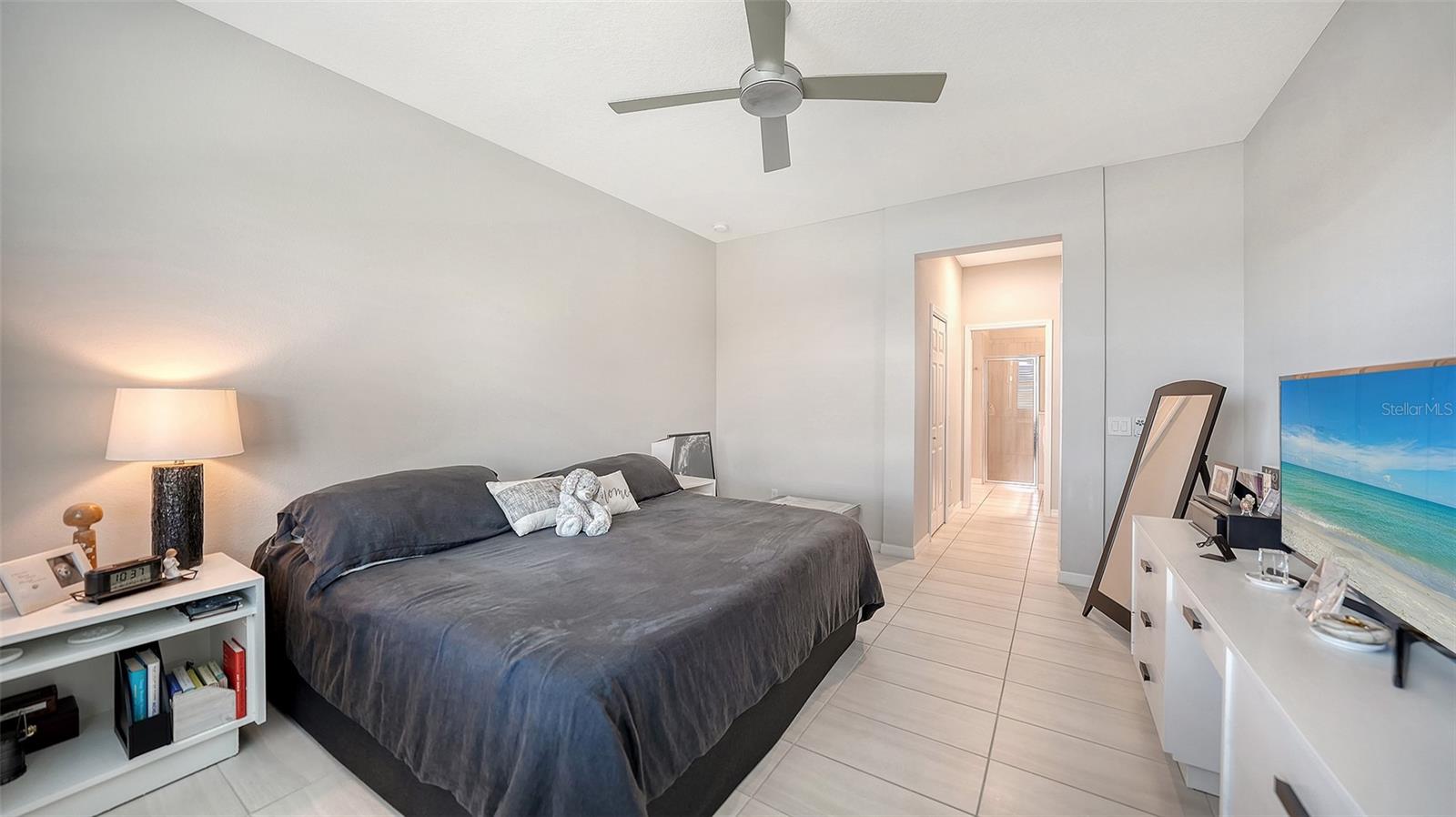 UNIVERSITY VILLAGE - Residential