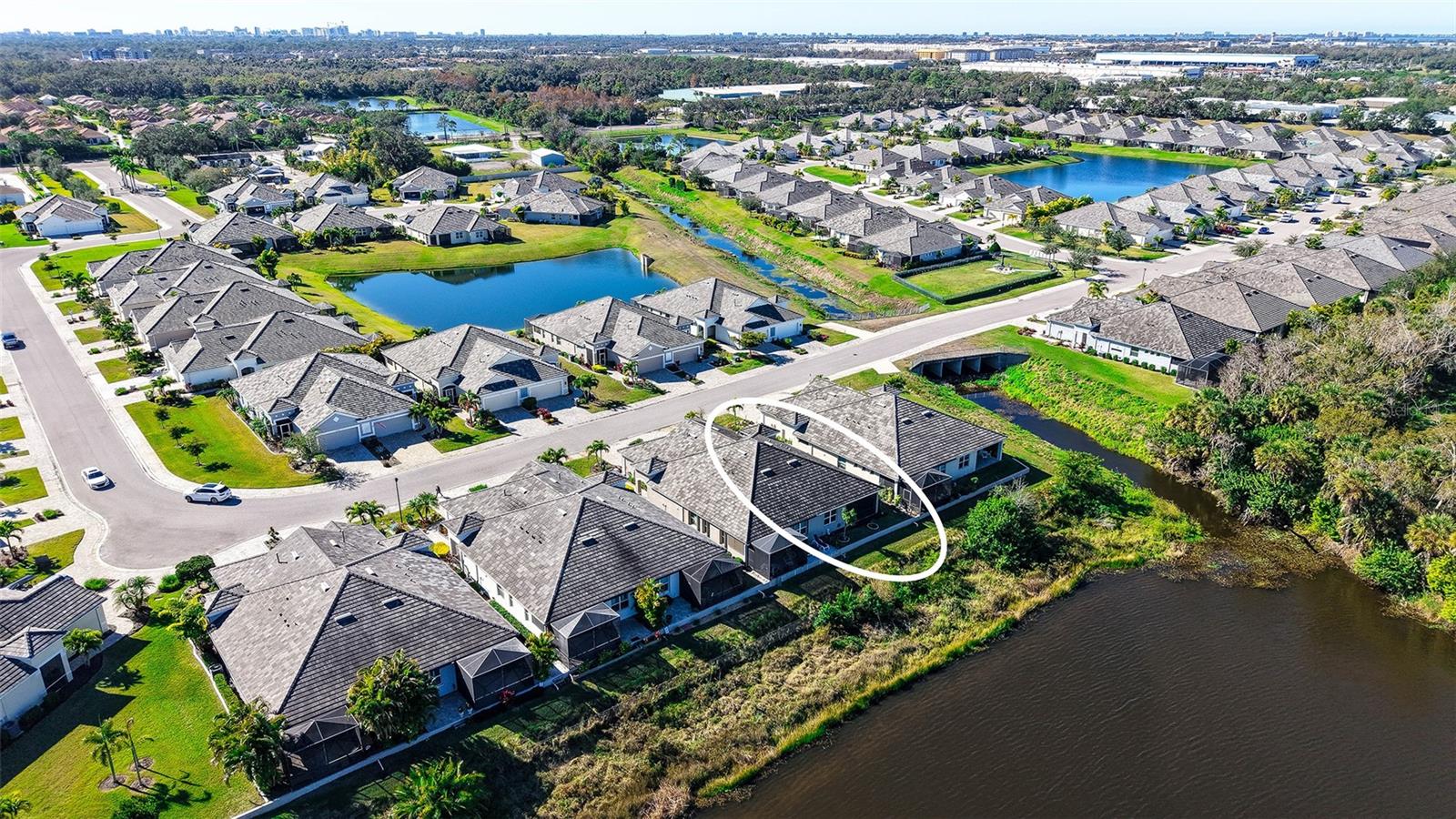 UNIVERSITY VILLAGE - Residential