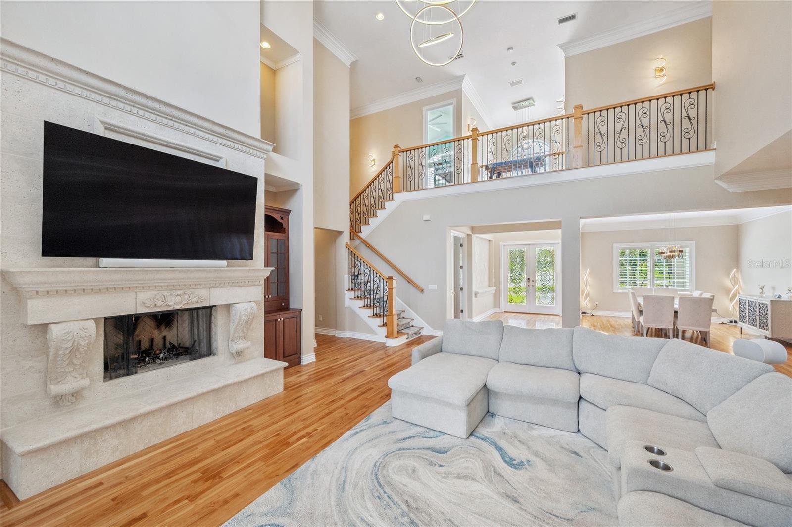2280 MACKENZIE COURT