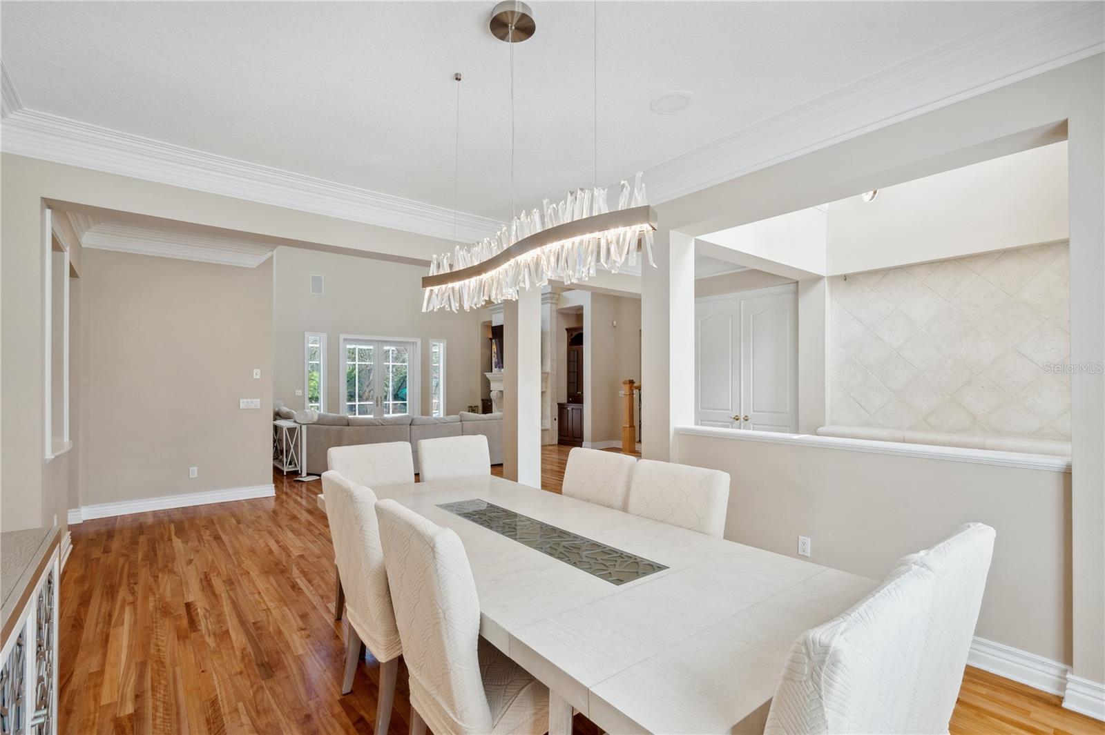 2280 MACKENZIE COURT