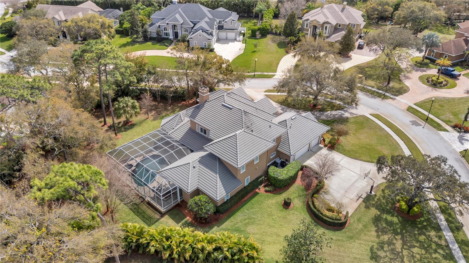 2280 MACKENZIE COURT
