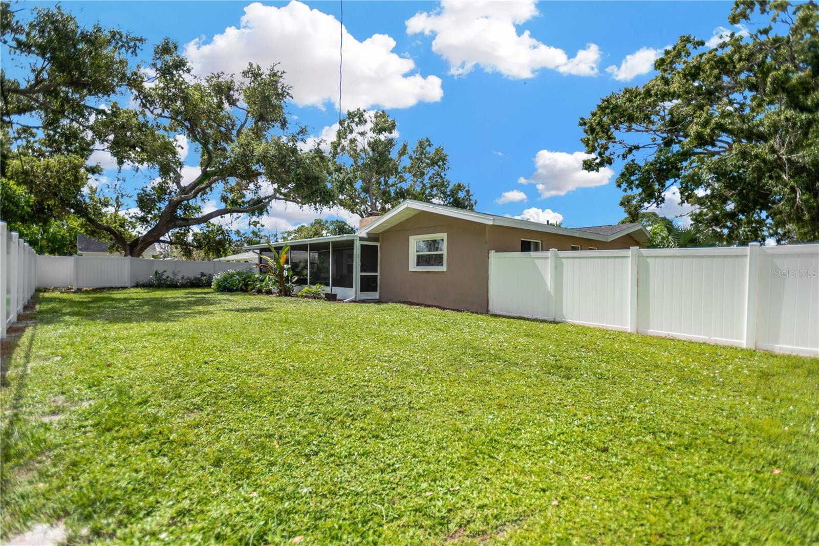 FLORAL PARK HOMESTEADS - Residential