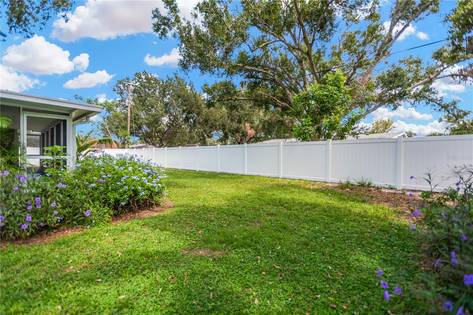FLORAL PARK HOMESTEADS - Residential