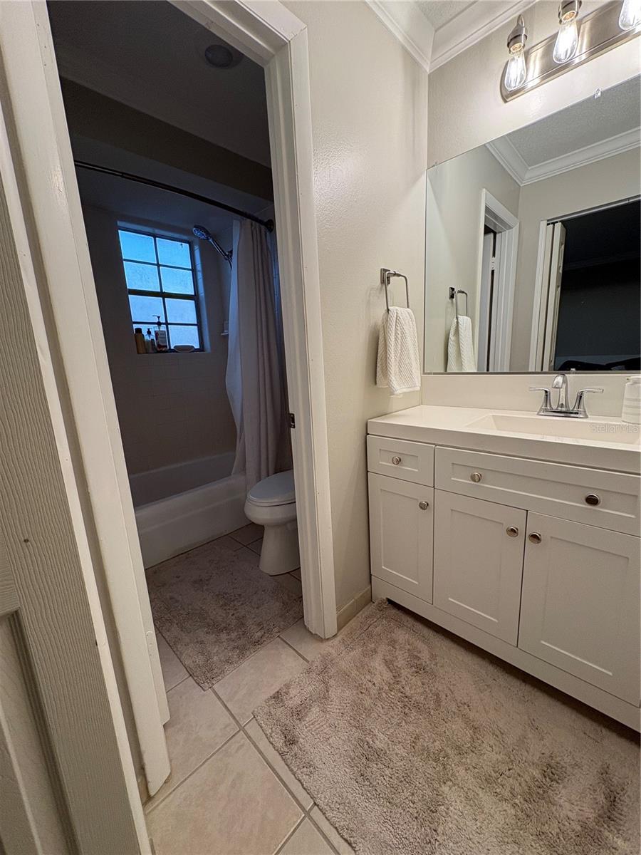 CHATEAUX DU LAC - Residential