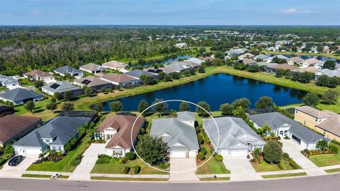 Photo of 1121 Thornbury Drive, Parrish, FL 34219 (MLS # A4695289)