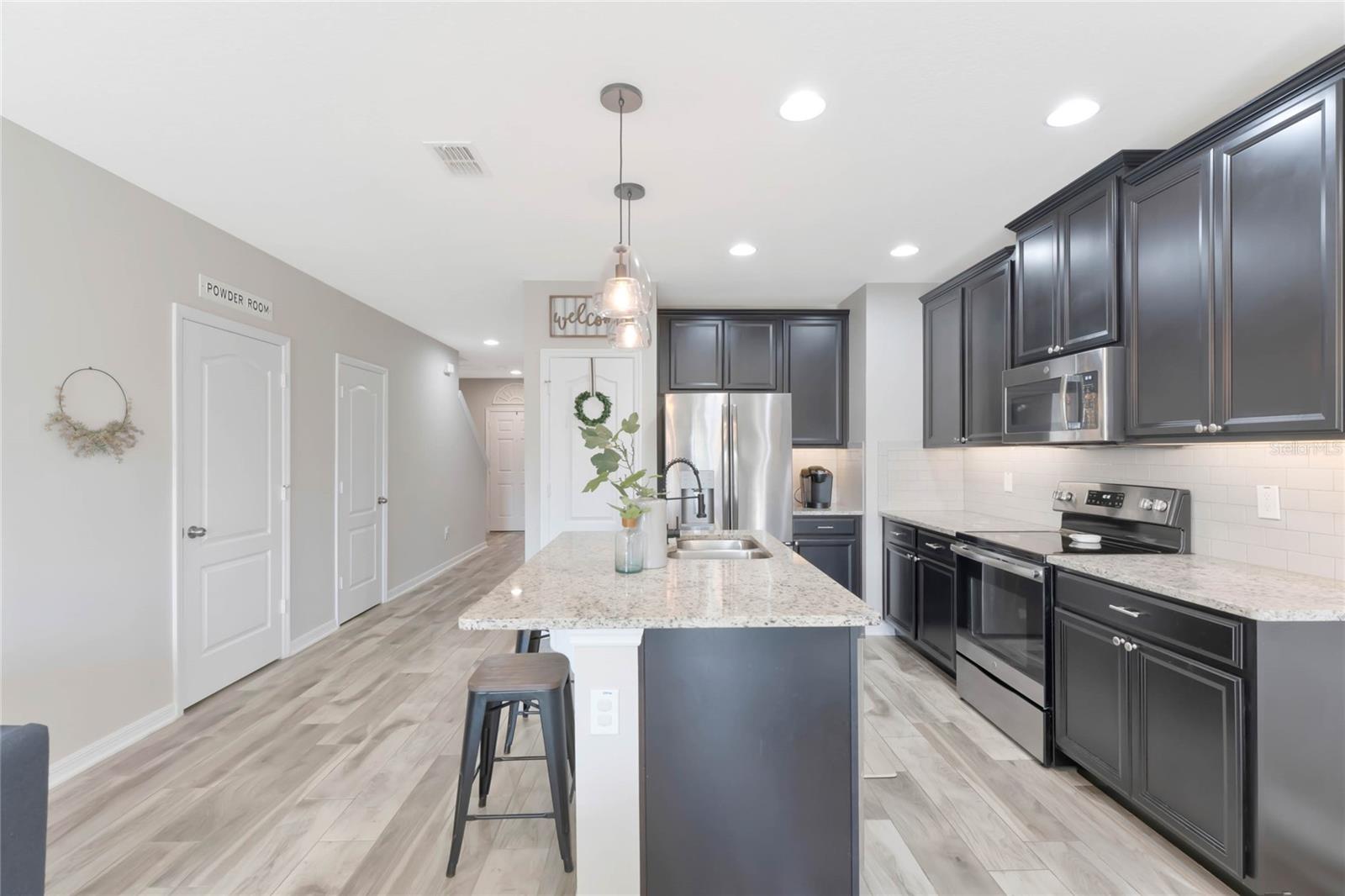 TOWNS/AVALON RDG - Residential