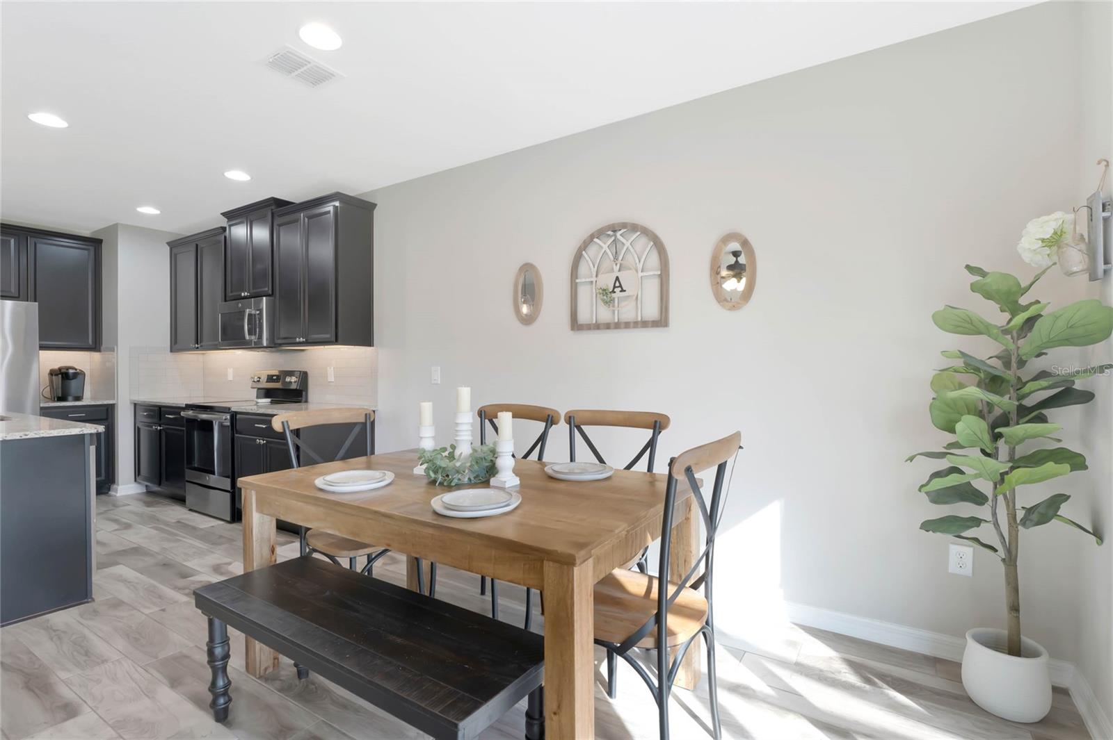 TOWNS/AVALON RDG - Residential