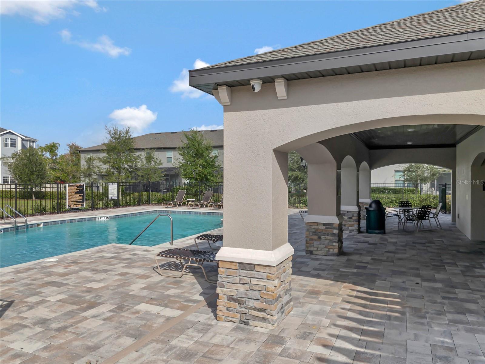 TOWNS/AVALON RDG - Residential