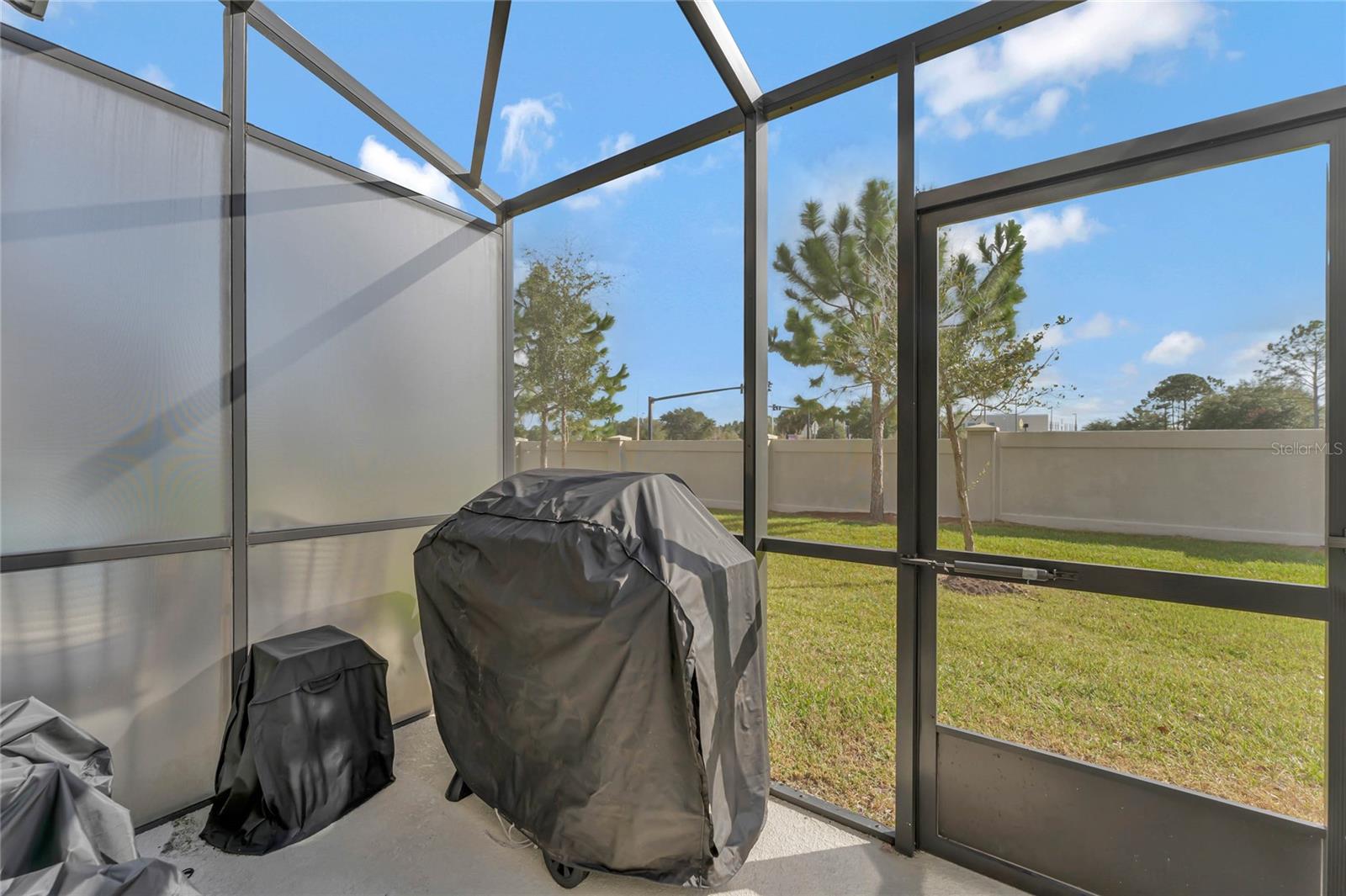 TOWNS/AVALON RDG - Residential