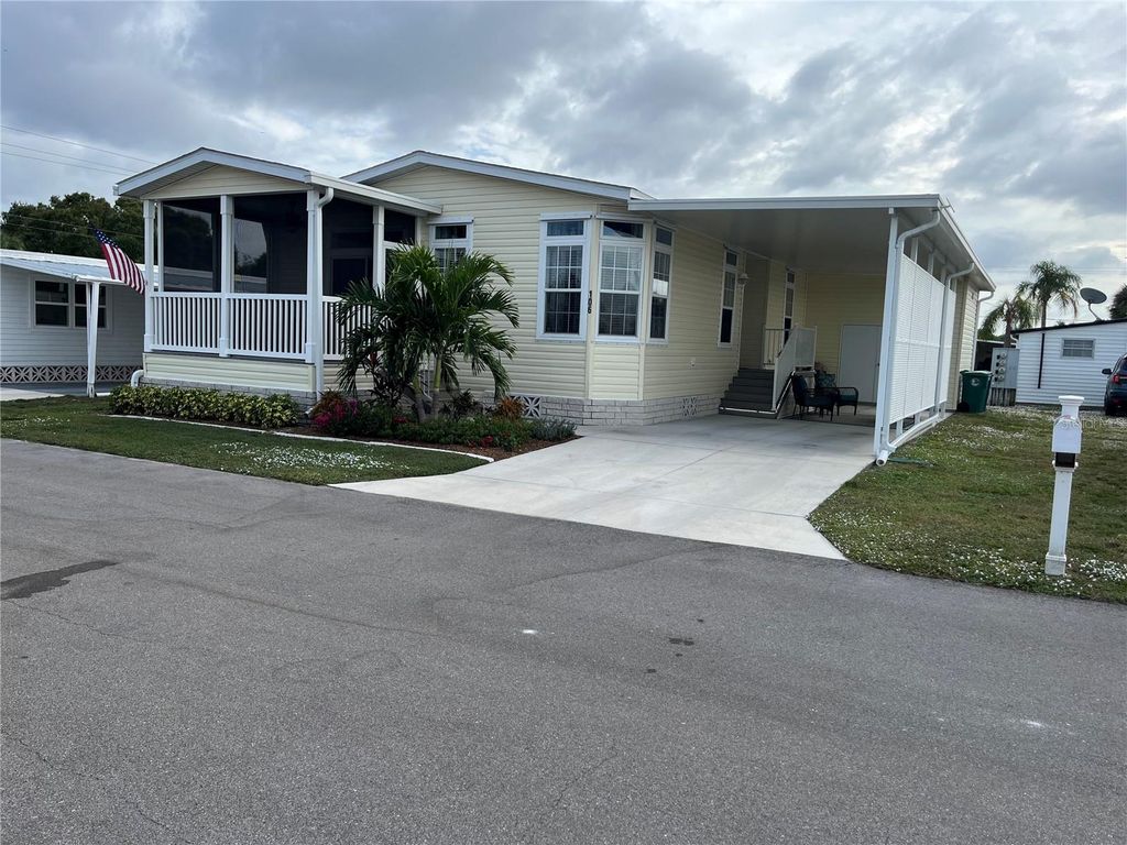 Photo of 106 Del Rio Drive, Palmetto, FL 34221 (MLS # A4589231)